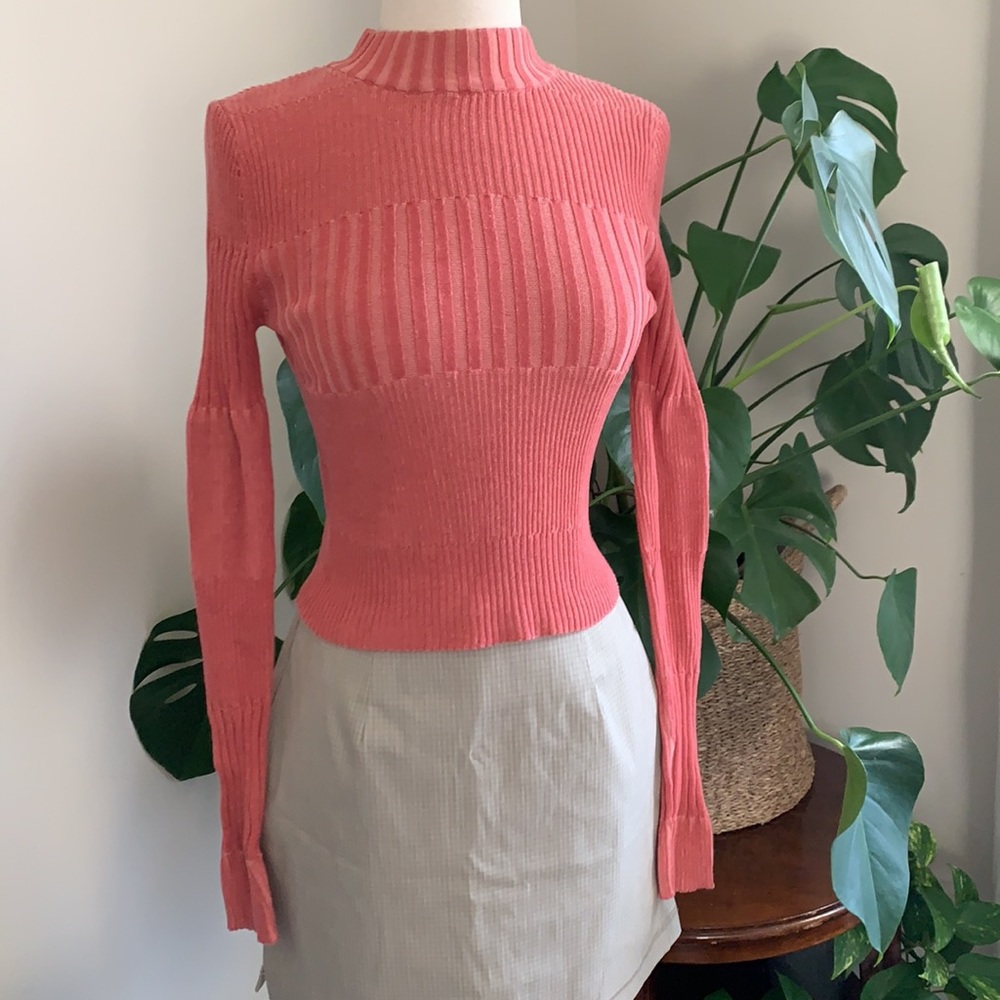Crop mock neck top. Mauve color. Never worn